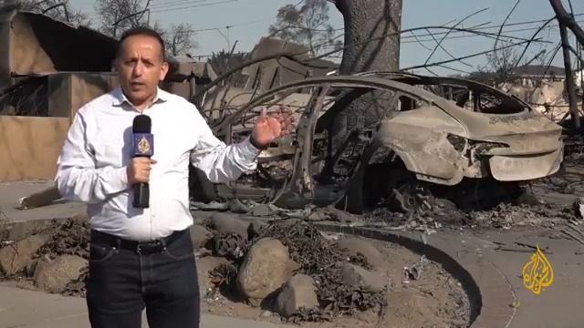 خلفت قتلى وخسائر اقتصادية تتراوح بين 135 و150 مليار دولار.. مراسل الجزيرة مراد هاشم يرصد الدمار جراء حرائق غابات هي الأكثر تدميرا في تاريخ مقاطعة لوس أنجلوس بولاية كاليفورنيا #الأخبار