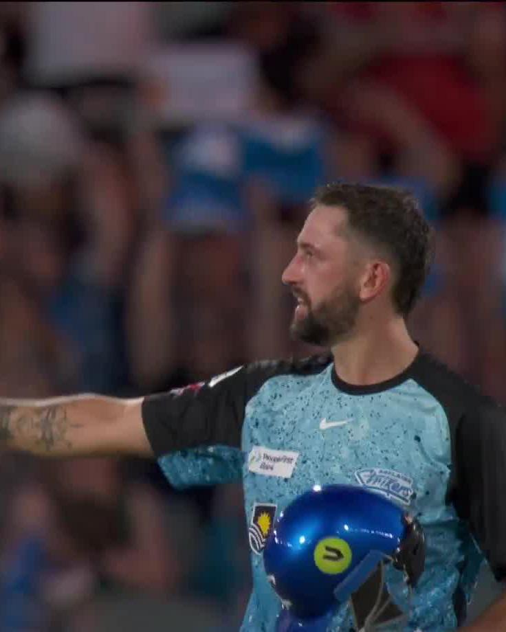 109 runs. 54 balls. 17 boundaries. That was EPIC from Matt Short! #BBL14