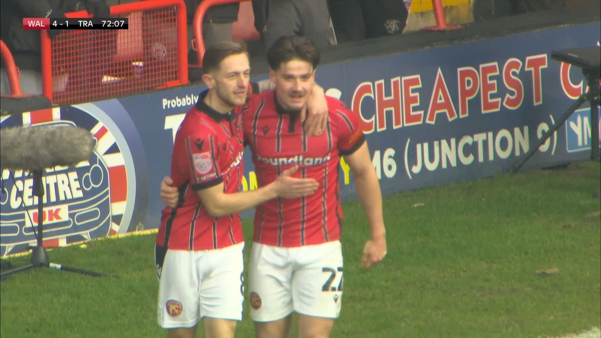 Jamie Jellis makes it 4-1 to Walsall 🔥