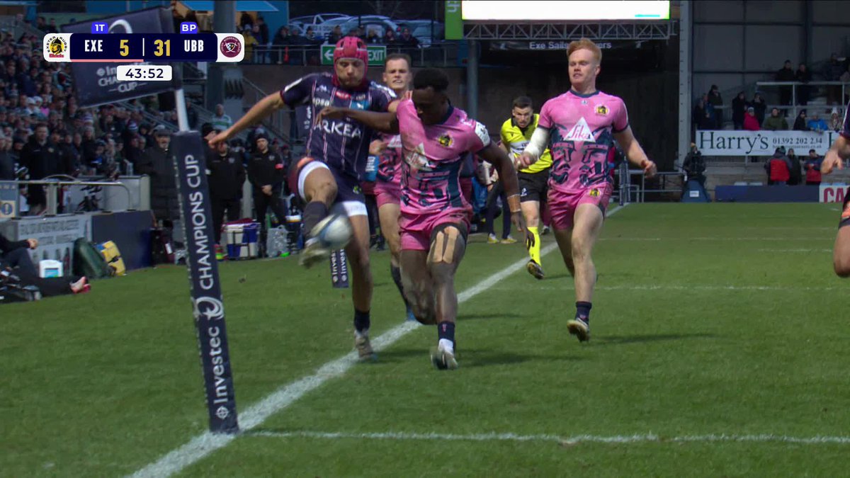 An unusual Bordeaux Bègles score 👀 A loophole in the rulebook helps the visitors to their sixth try against Exeter Chiefs 🟣 #InvestecChampionsCup