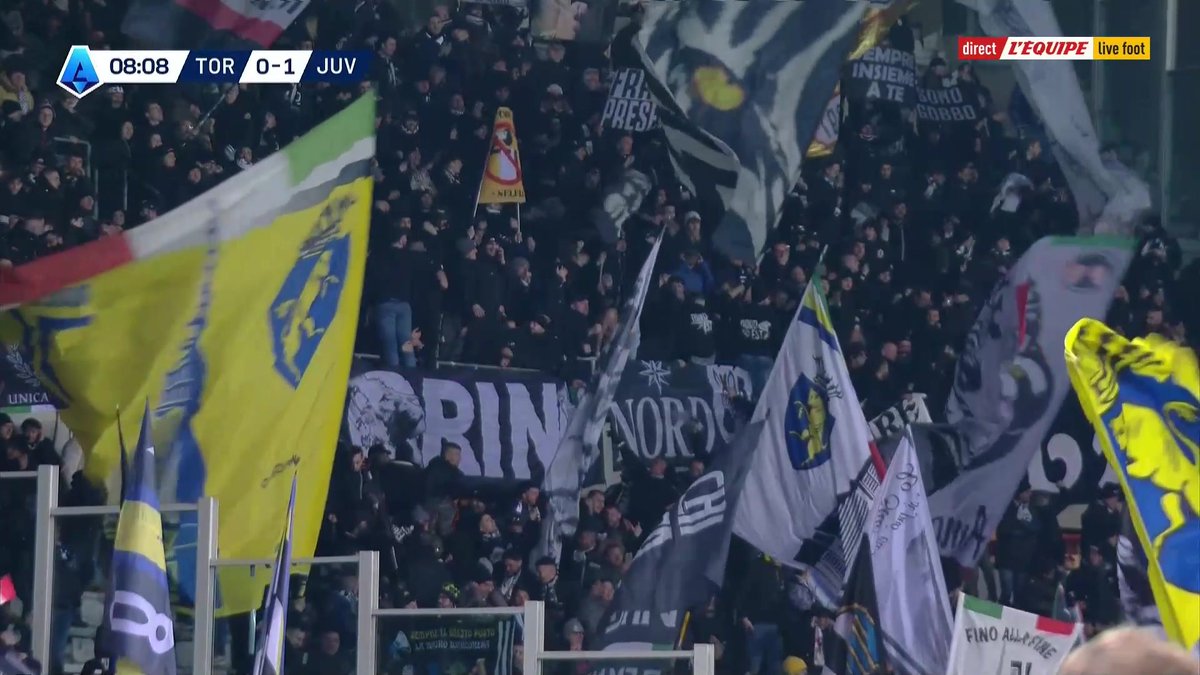 𝗗𝗢𝗨𝗕𝗟𝗘 𝗖𝗢𝗡𝗧𝗔𝗖𝗧 ➕ 𝗙𝗥𝗔𝗣𝗣𝗘 Kenan Yildiz montre son talent lors du derby de Turin. 🤩🇹🇷 🎥 L'Équipe