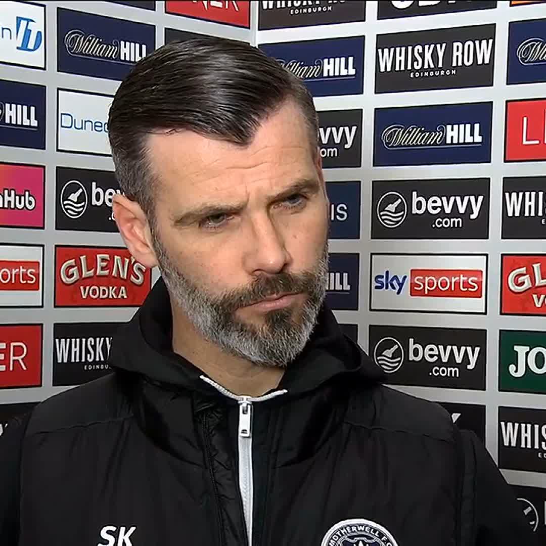 🟠 "Our goalkeeper's not made a save &amp; you've conceded three goals" 🟥 "The referee completely overreacts" Stuart Kettlewell's take on Motherwell's 3-1 defeat to Hibs at Easter Road - where Jack Vale saw red late on ⤵️