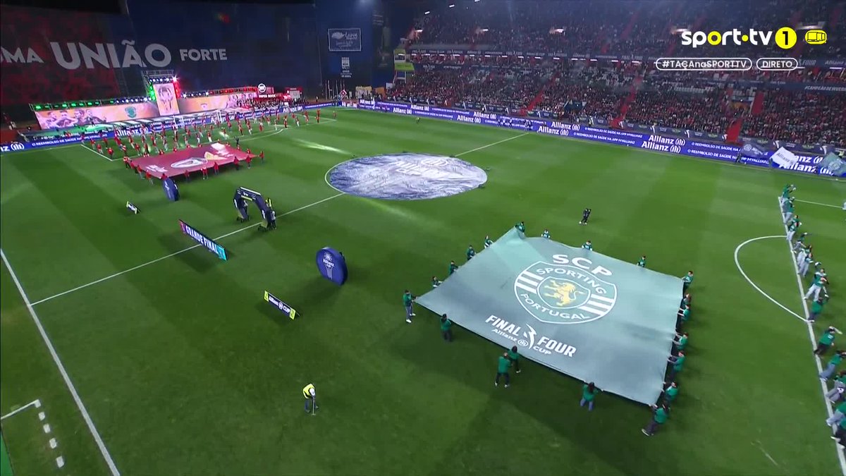 Completamente desnecessário! É a Americanação do Futebol que ninguém pediu!