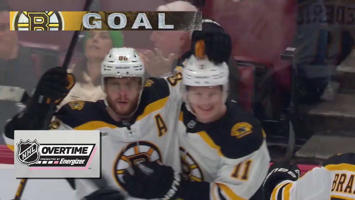 ANOTHER BUZZER BEATER 🚨 David Pastrnak scores to give the Boston Bruins the win in Energizer overtime!