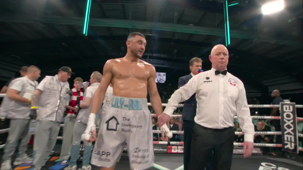 ๐๐๐ ๐๐๐๐๐! ๐ Callum Simpson ends it early to retain his title as the crowd explodes in support ๐ฅ #SimpsonWoodall | Now | Canon Medical Arena | Sky Sports Boxing | Peacock