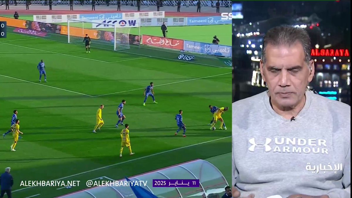 الحكم لم يطرد لاعب العروبة من اول دقيقة ليش محد تكلم عن هاللقطة من ذولاك ..؟