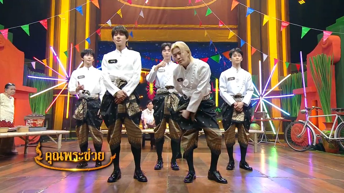 So จึ้ง! กับเพลง Walk ของหนุ่มๆ NCT 127 ในชุดไทย #คุณพระช่วย #ช่องเวิร์คพอยท์ #Workpoint23 #NCT127 #NCT127xคุณพระช่วย #SMTrue
