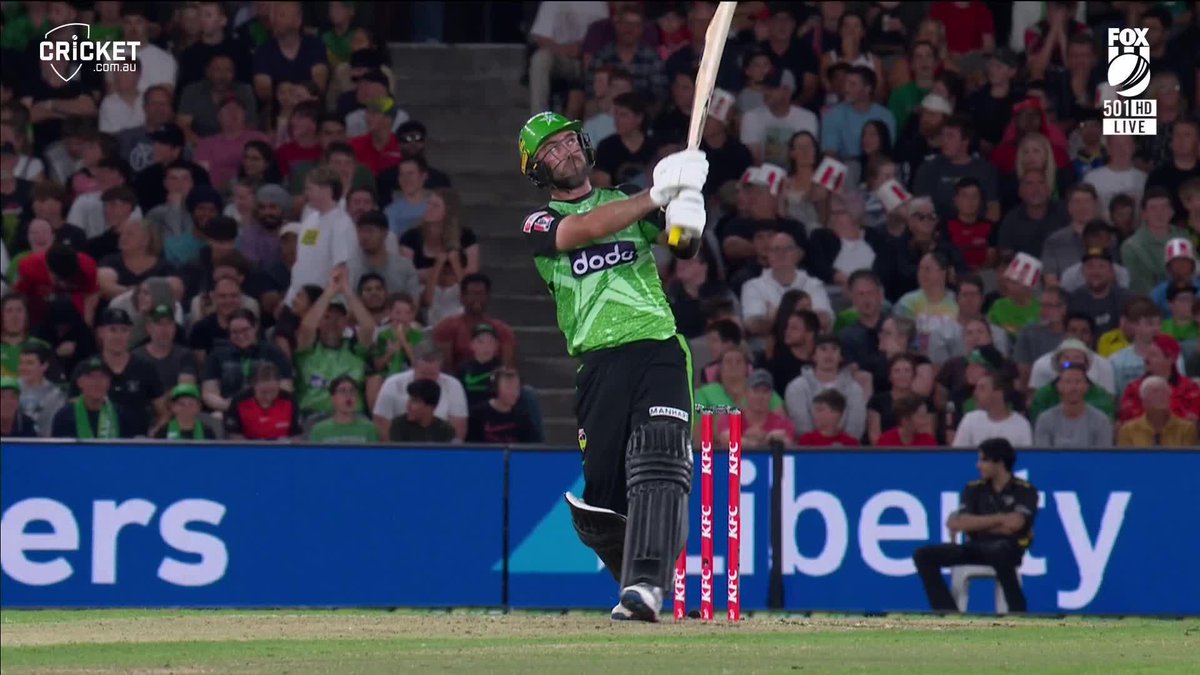 GLENN MAXWELL SMASHED A 122M SIX IN THE BBL. 🤯 - One of the craziest hits in history! 📢