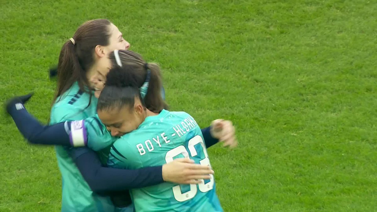 Scoring goals is what Isobel Goodwin does 😎 London City Lionesses #AdobeWomensFACup