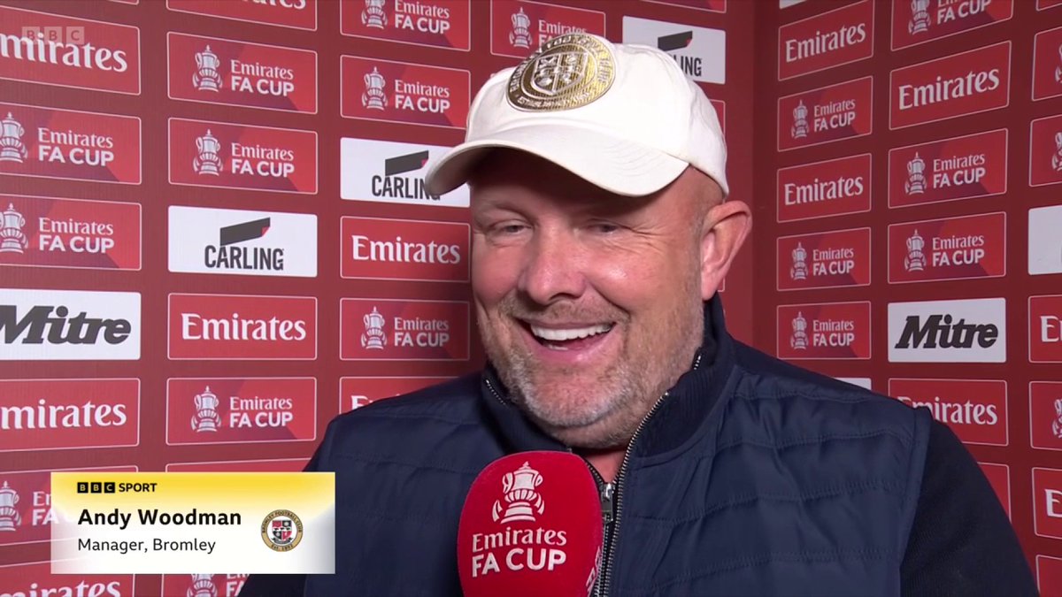 "We have a cheeky little Nando's" 🍗 Love this Bromley tradition! #FACup #BBCFootball