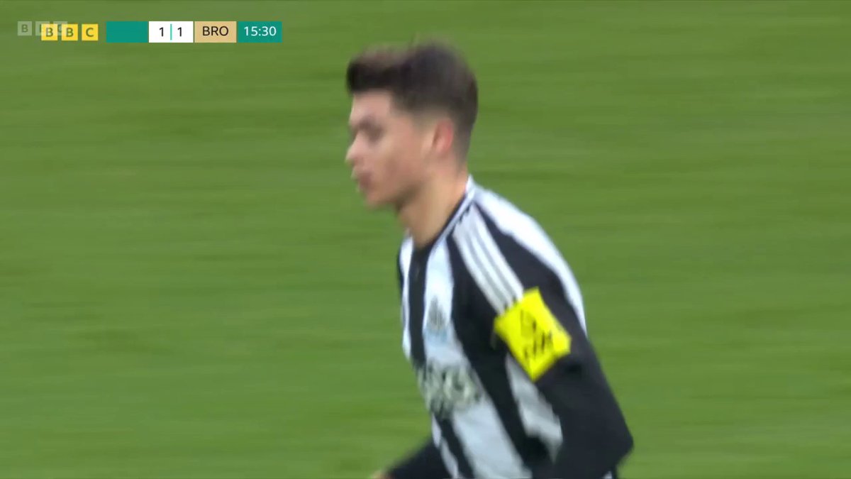 What a hit from 18-year-old Lewis Miley 🚀🚀 Newcastle equalise! #FACup #BBCFootball