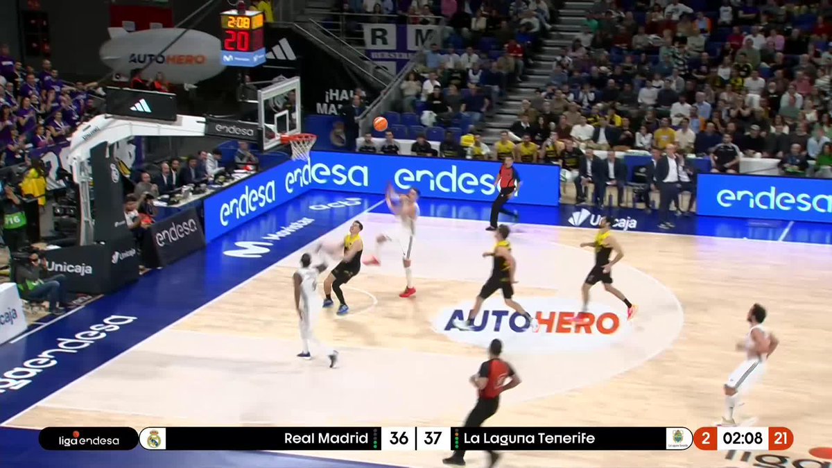 🤯🤯🤯🤯🤯🤯🤯🤯 ASJDFHSKNGBELKGJRBRSFV MARIO HEZONJA PASANDOSE EL VIDEOJUEGO UNA VEZ MÁS CON SUS COMPAÑEROS 🎮 📺 Movistar Plus | Mario Hezonja | Real Madrid Basket #LigaEndesa | #ConectaConTuPasion