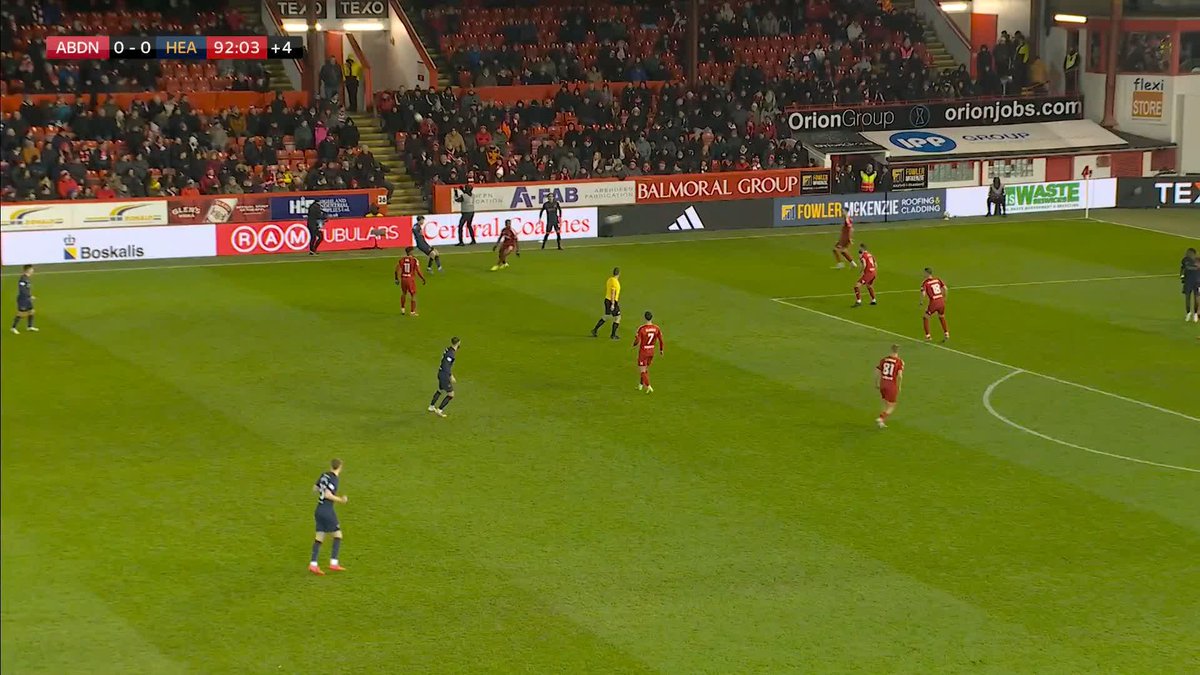 🤯 Late drama at Pittodrie as Hearts are awarded a penalty and Ross Doohan tips it onto the post ⤵️ It finishes goalless - with reaction coming up LIVE on Sky Sports Football 📺