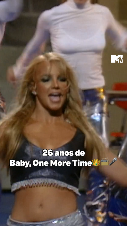 Ela nunca vai perder a majestade! 👑📻🎤 Neste dia, em 1999, Britney Spears 🌹🚀 lançava seu primeiro álbum, Baby One More Time 🗣️ APENAS UM ÍCONE ✨ #MTVMúsica #BritneySpears #BabyOneMoreTime