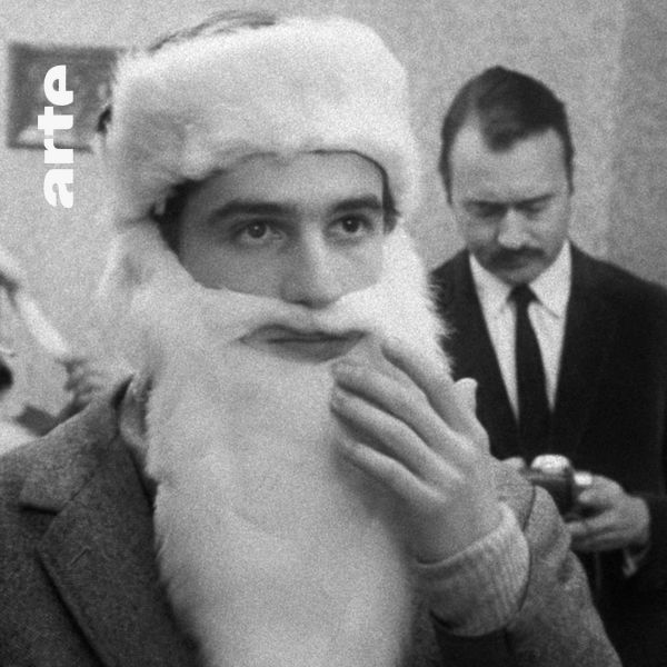 Jean-Pierre Léaud teste une technique de drague disons...originale dans ce trésor caché de la Nouvelle Vague. 🎅 ▶️ "Le père Noël a les yeux bleus" de Jean Eustache en replay :