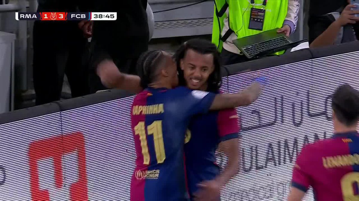 RAPHINHA WITH AN UNREAL HEADER AFTER AN INSANE BALL FROM JULES KOUNDE 😱😱😱 📺 ABC