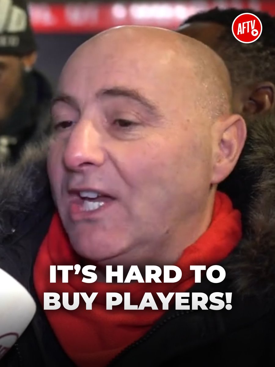 Buying a striker in January is NOT easy! (Julian)💰 #FanCams