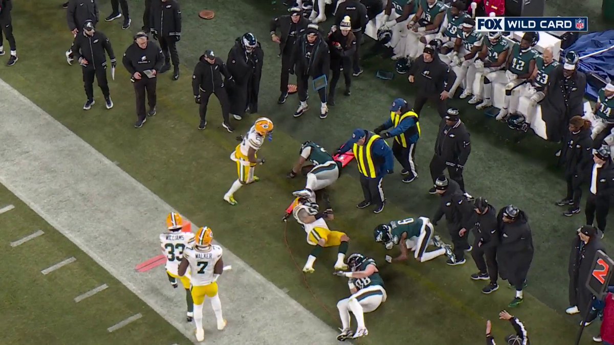 Packers called for a personal foul on this play. 📺: FOX