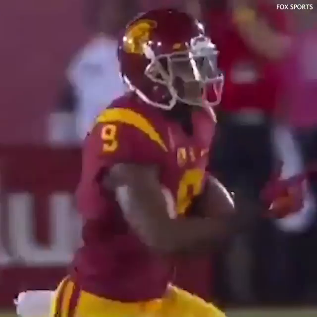 When JuJu Smith-Schuster called for a defender, then stiff-armed him to the ground 👀