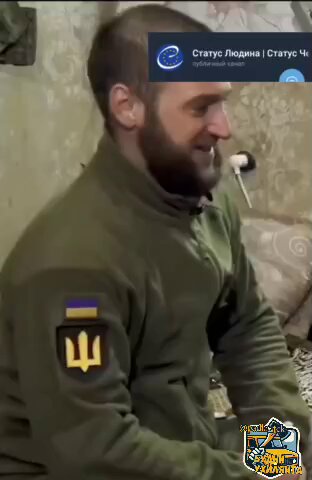 Як же йому смішно, що люди намагаються просто вижити в концтаборі....