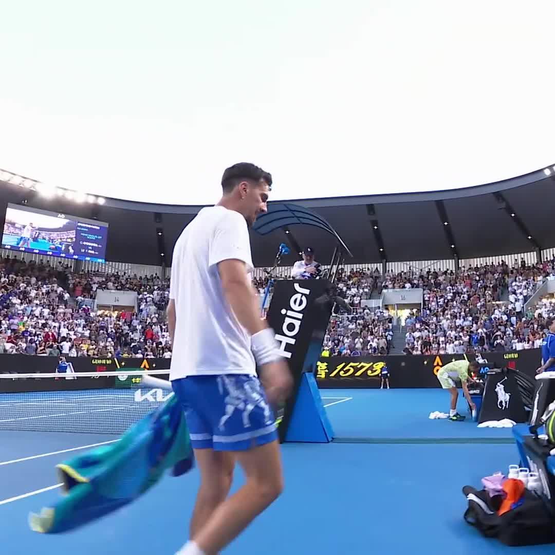 This man LOVES a thriller 🍿 Thanasi Kokkinakis defeats Safiullin 3-6 6-3 6-3 7-6 to set up a tie against Draper! #AusOpen #AO2025