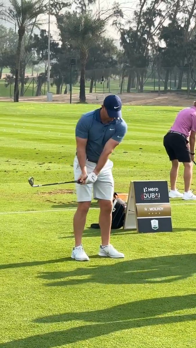 Rory's new drill 🧐 #HeroDubaiDesertClassic | #RolexSeries