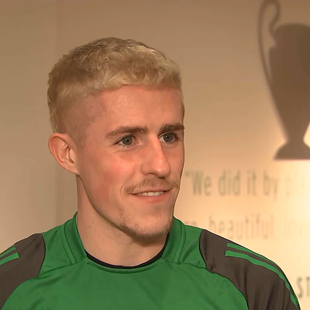 🎙️ "Has the manager been pestering you for inside information?" 🤣 "No, he's been pestering me about my hair!" Luke McCowan is looking forward to his first trip back to Dens Park, as Celtic visit Dundee tomorrow - live on Sky Sports 📺