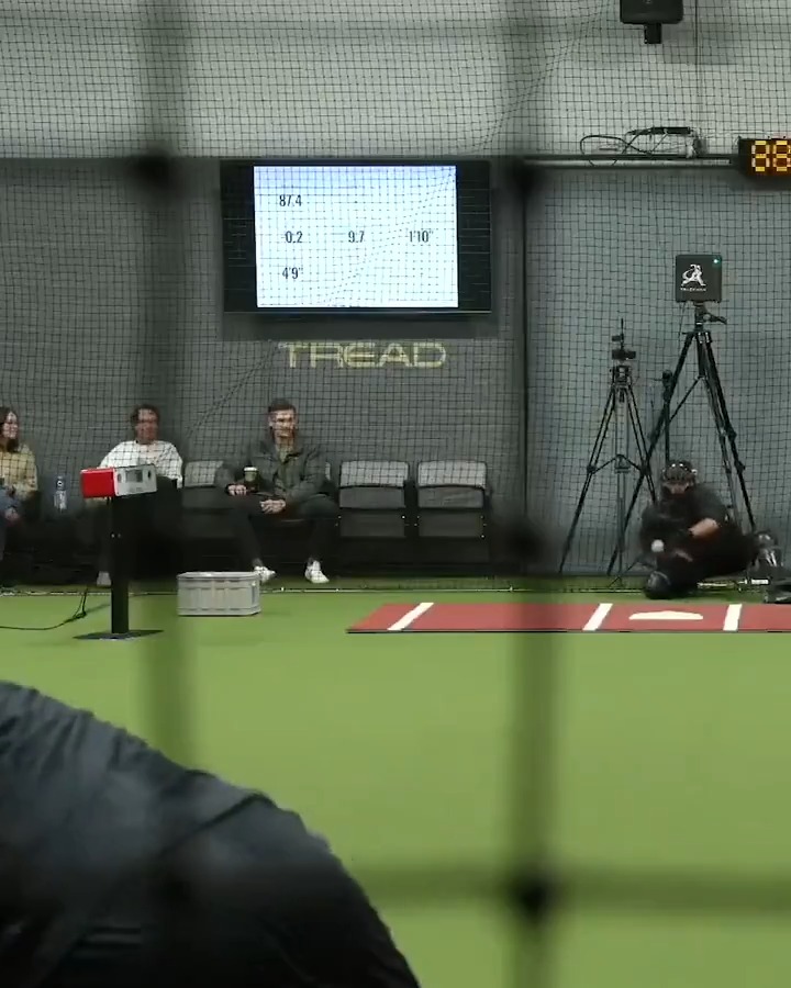 Pitcher Kenny Serwa was at Tread Athletics throwing knuckleballs in the high 80s 😳 (🎥: Ben Brewster)