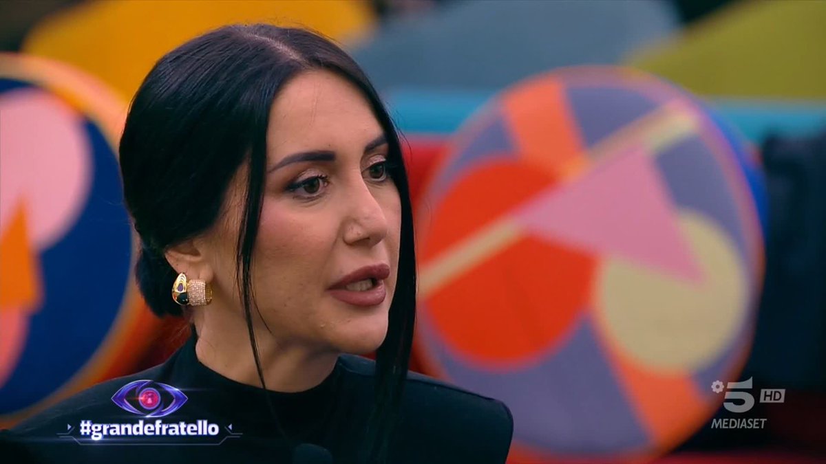 Per Helena e Jessica è tempo di un ultimo confronto 🔥 #GrandeFratello