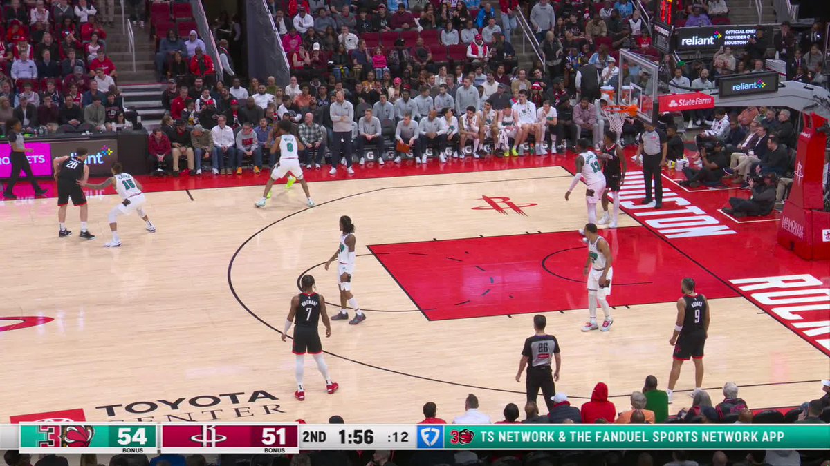 JALEN GREEN 4-PT PLAY ๐ณ He's got 22 points in the first half on NBA TV!