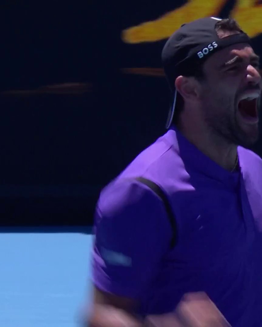 L'URLO DI MATTEO 😱😱😱 Tutta la gioia di Berrettini al termine del match d'apertura contro Norrie #EurosportTENNIS #AusOpen #AO2025 #Tennis #AustralianOpen #Berrettini #Norrie