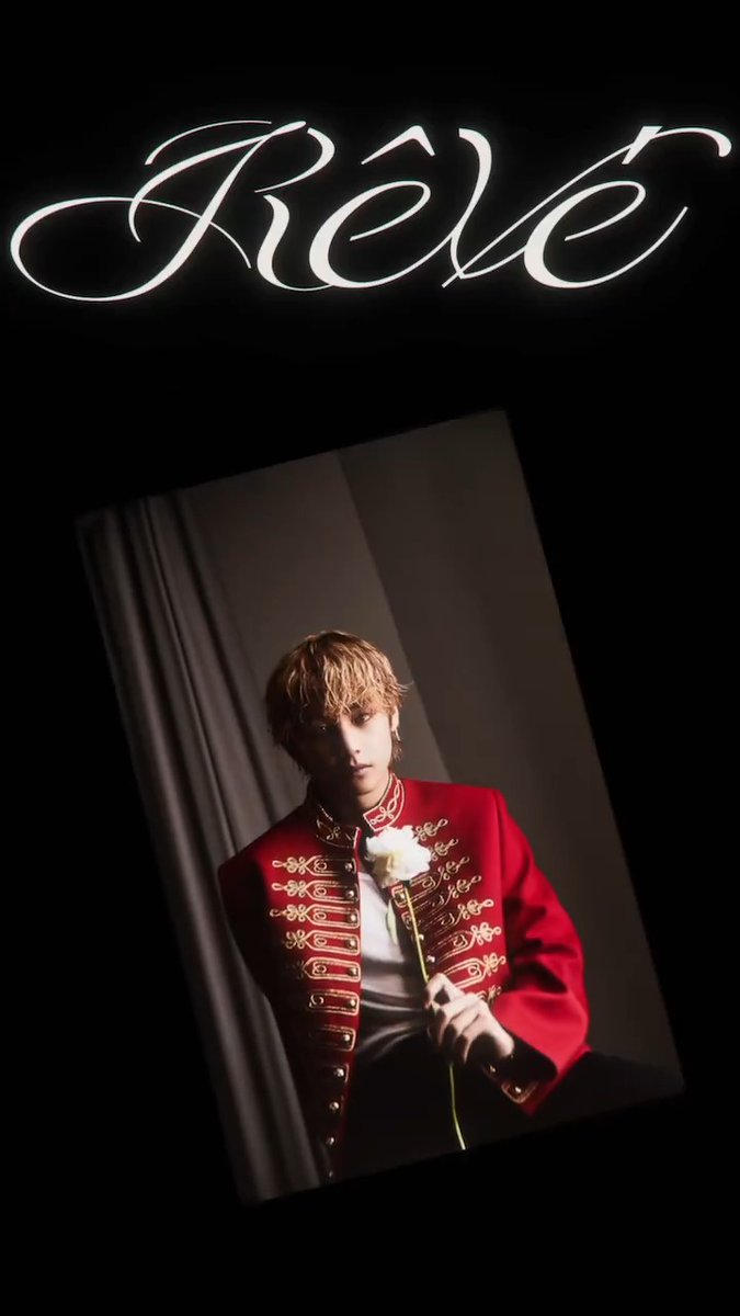 #V rocks in amazing Rêvé Postcard Visualizer...👏📽️✨💫🌟👑💜 📽️: RÊVÉ BY V IS COMING #뷔 #V_Rêvé