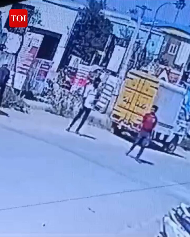 A CCTV camera footage of a cop on a motorcycle slapping a youth who crossed the road while looking at his mobile phone went viral in #Coimbatore Read more #TamilNadu