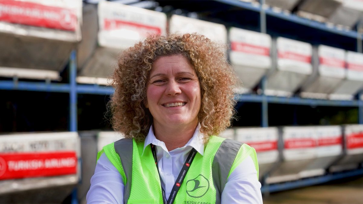 The journey of our first woman Load Controller! Meet Priscilla Ponti from London. Her passion drives safe and efficient cargo handling, breaking barriers and inspiring us all. Beyond her technical expertise, Priscilla embodies the true spirit of the Cargo People family, ensuring reliable shipments of tons of cargo worldwide. Thank you, Priscilla, for being an incredible part of our family! #CargoPeople #TurkishCargo