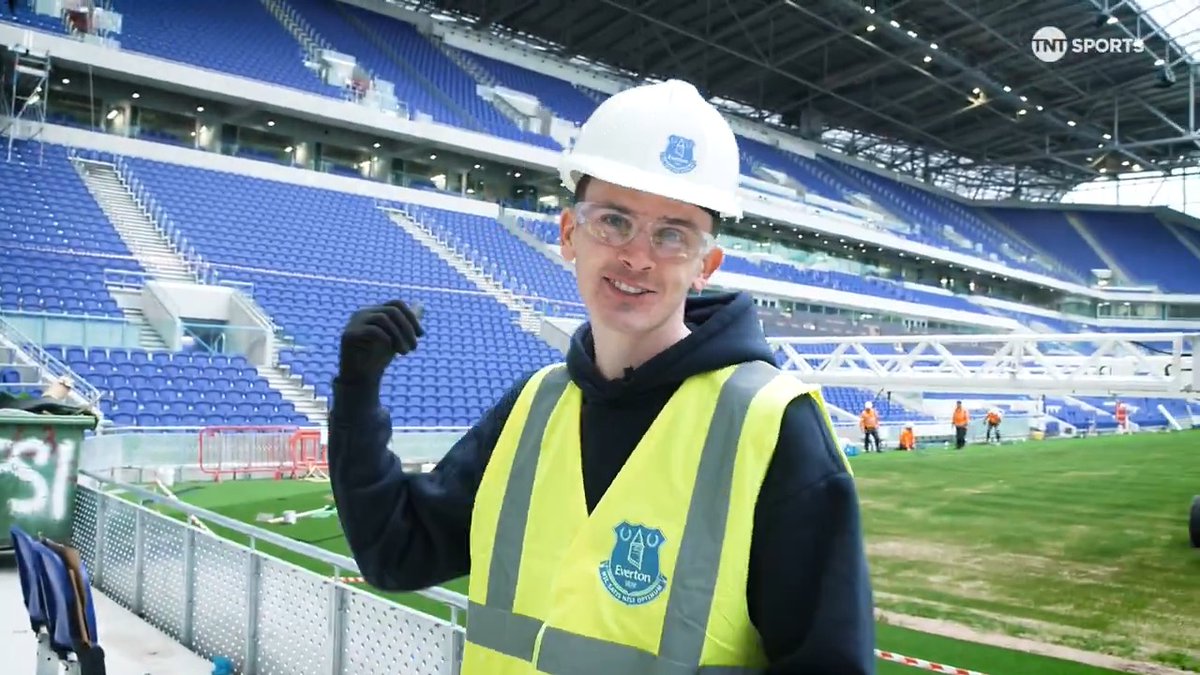 “It’s like having a brand new toy at Christmas” 🤩 From touching the pitch to taking in the views from the dugout… It’s safe to say Stillryan is buzzing for Everton to move into their new stadium 🏟️