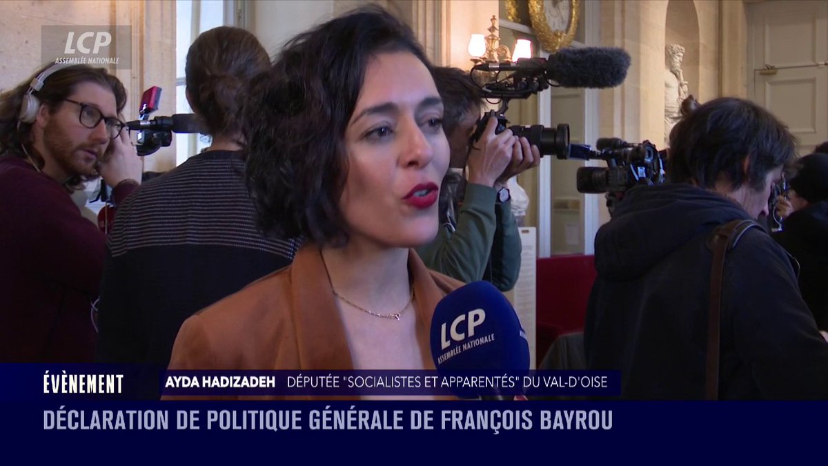 Retraites : "L'ouverture de négociations" avec les partenaires sociaux "dès vendredi" serait "de fait une suspension" de la réforme, dit Ayda Hadizadeh Députée. L'élu PS évoque aussi d'autres "avancées" qui seraient "suffisantes pour s'abstenir sur le vote de la motion de censure" #DirectAN