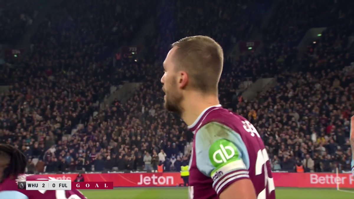 JUST LIKE THAT IT'S 2-0 😱 Two goals in two minutes for West Ham United as Tomáš Souček grabs their second 🔥 📺 TNT Sports & discovery+ UK