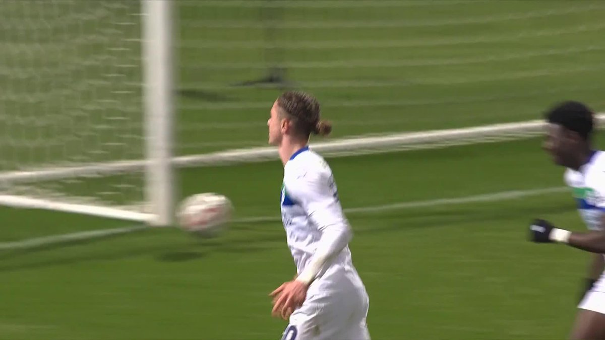 Thelo Aasgaard just has a knack for scoring screamers. Wigan Athletic #EmiratesFACup
