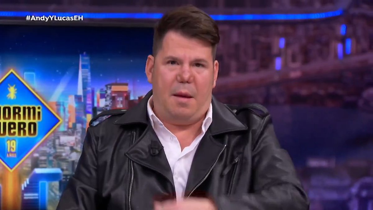 Lucas se derrumba en #ElHormiguero y aclara entre lágrimas la polémica con su nariz: "Por circunstancias me hice una cosa estética. Ha sido por culpa mía, no hice caso a los médicos. Me quitaba las gasas y no me ponía las cremas" #AndyYLucasEH