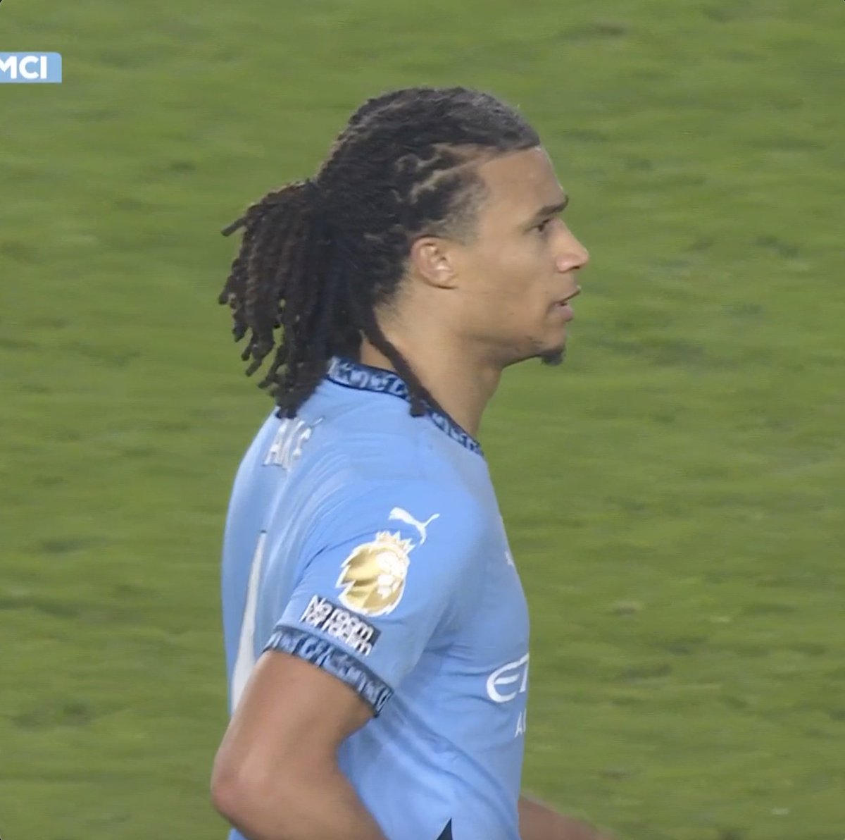 Nathan Ake saved a point for Man City with a CLUTCH goal line clearance! 😲