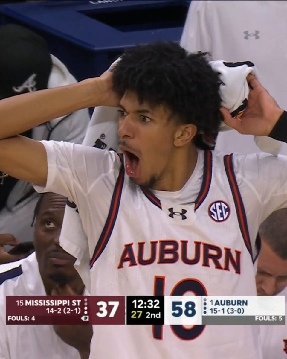TAHAAD PETTIFORD WINDMILL 😳 Auburn Basketball | #SCtop10