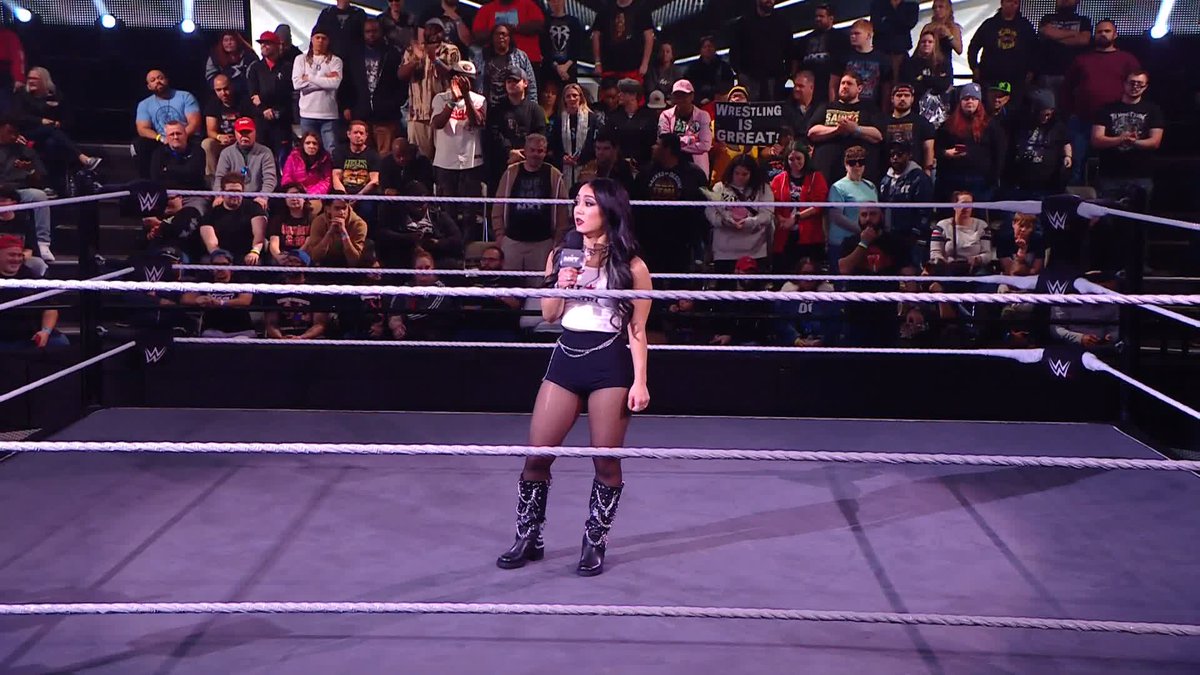 "NXT doesn't deserve me." roxanne is telling us how she really feels... 😬 #WWENXT