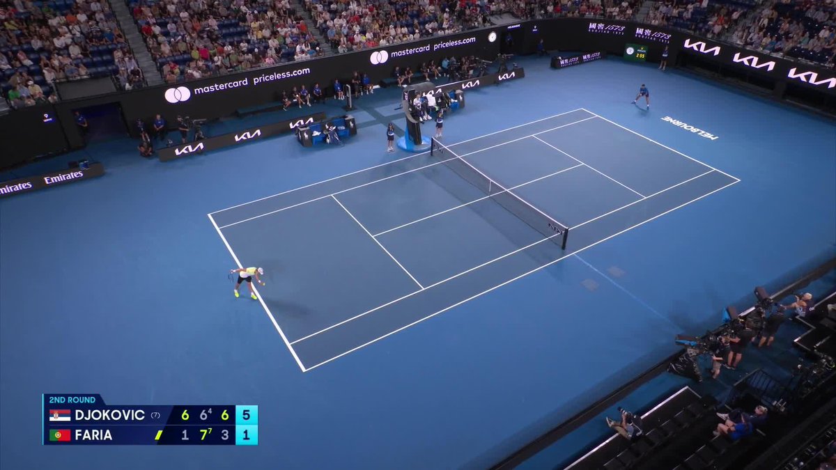 Jaime Faria caiu de pé contra Djokovic.