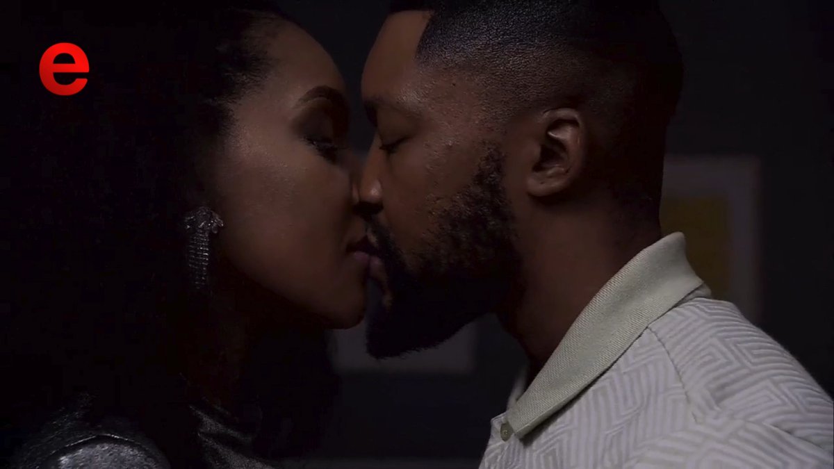 Vuvu o happy guys, let's let her be. 🥰 As much that I don't like gore ke Ditsebe, I'm glad sis is getting her groove back! Do you think Tiro genuinely likes her mara? #etvScandal