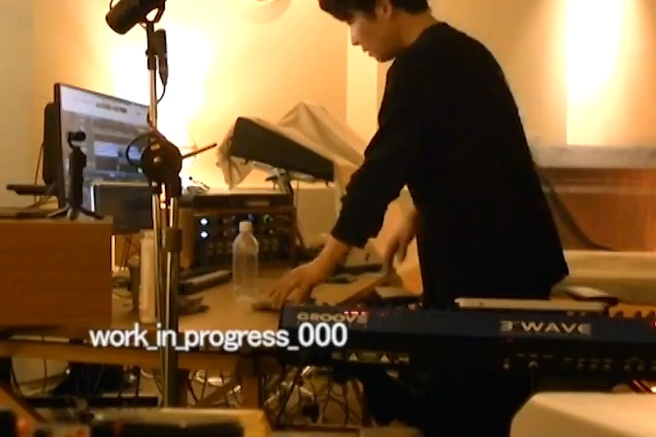 #イエマガプラス に新たな動画コンテンツ “work_in_progress” が登場！ 星野源のニューアルバム制作の様子を、動画で捉えドキュメントしていく新シリーズ。 今後も随時、更新予定です。 “work_in_progress_001” 本編は「YELLOW MAGAZINE＋」にて。