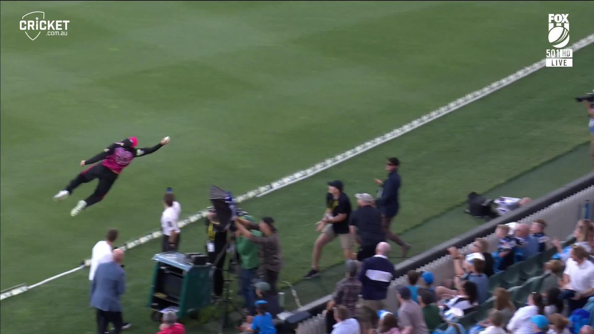 Good grief Lachlan Shaw that is an all-time save! #BBL14
