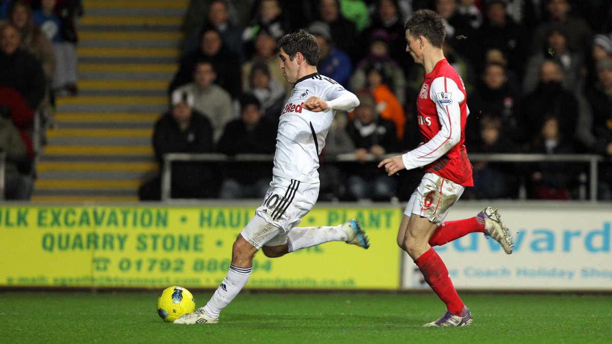#OnThisDay in 2️⃣0️⃣1️⃣2️⃣📆 Swansea City AFC 3 - 2 Arsenal ⚽️ Scott Sinclair - 16’ (pen) ⚽️ Nathan Dyer - 57’ ⚽️ Danny Graham - 70’ 🏟️ Swansea.com Stadium 🏆 Premier League
