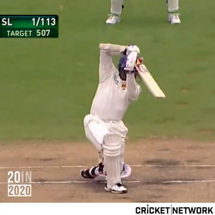 ...Left-handed batters are often more graceful, but even among them, no one came close to this man's classic elegance...!