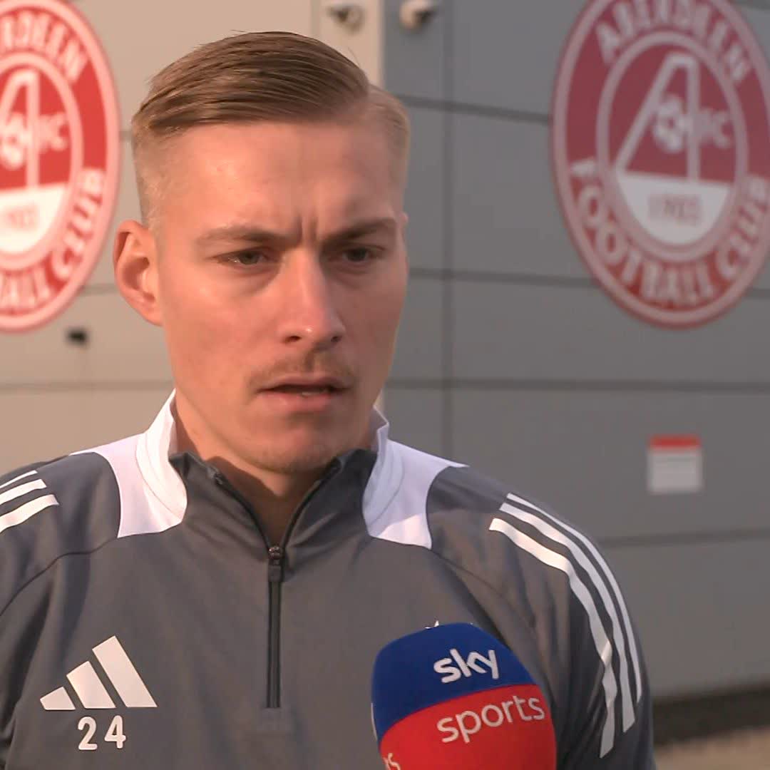 🗣️ "It was always my dream to play in the UK and be a part of something like this." Ahead of facing Rangers later, live on Sky Sports, Kristers Tobers discusses his move to Aberdeen, being gifted a granite block &amp; his dad wanting a picture at the Sir Alex Ferguson statue! ⤵️