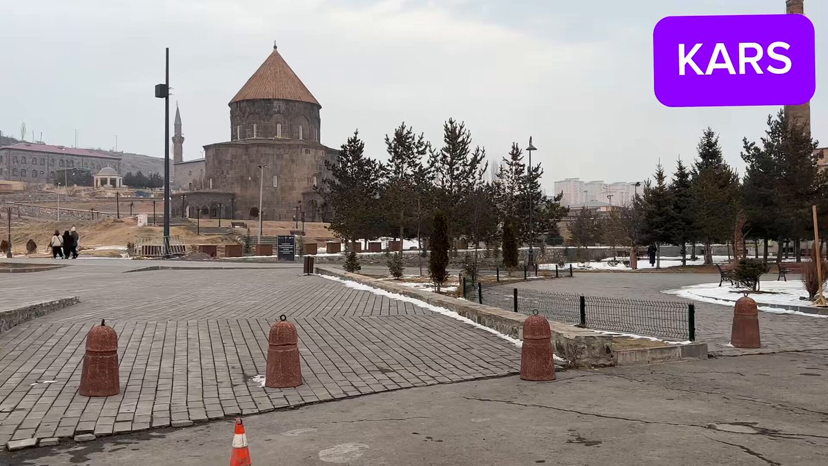 DEM PARTİ Kars il kongremizin hazırlıklarını tamamladık. 16.01.2025 (Perşembe) saat: 11:00 da tüm Kars halkımızı Antoryum Düğün Salonunda yapılacak kongremize bekliyoruz.